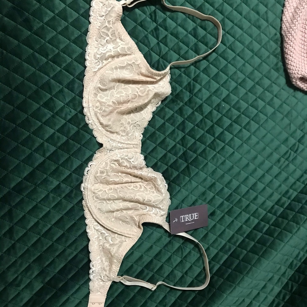 True&Co Gramercy Balconette Bra NEVER WORN